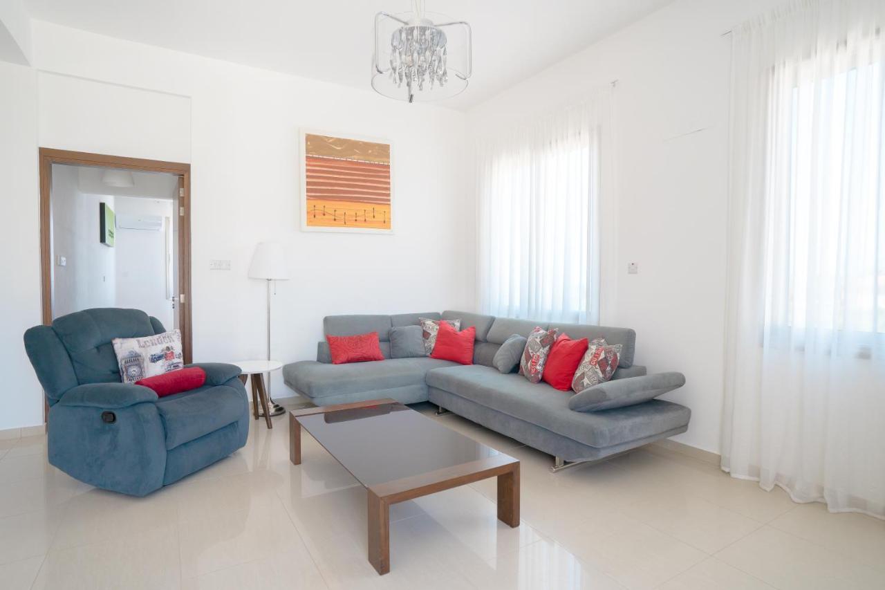 Oniros By Prestige Bookings Peyia Buitenkant foto