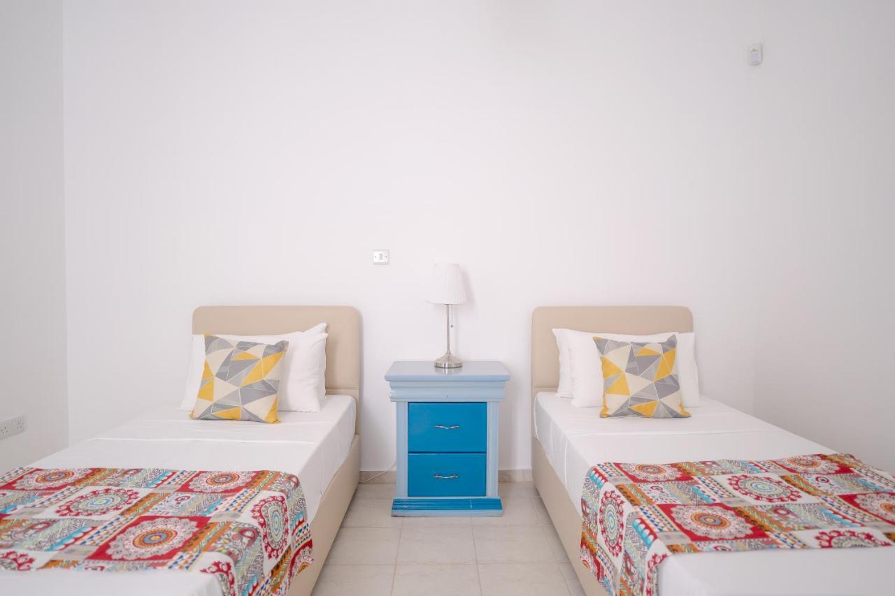 Oniros By Prestige Bookings Peyia Buitenkant foto