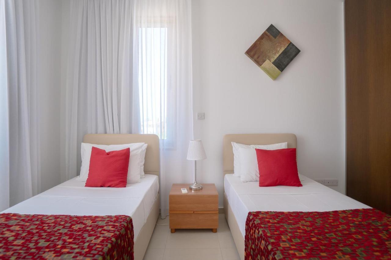 Oniros By Prestige Bookings Peyia Buitenkant foto
