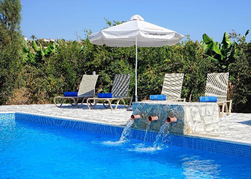 Oniros By Prestige Bookings Peyia Buitenkant foto