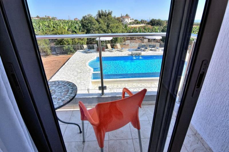 Oniros By Prestige Bookings Peyia Buitenkant foto